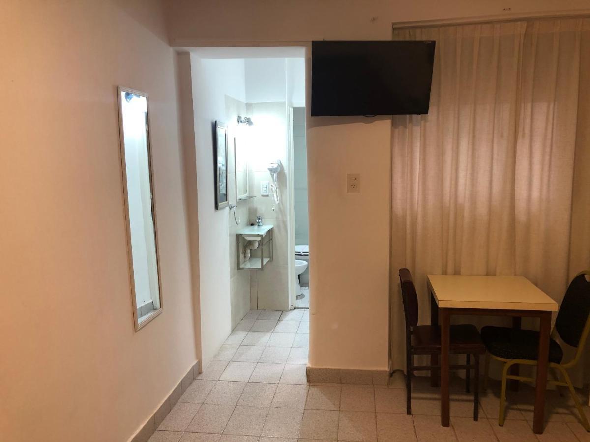 Hotel San Carlos بوينس آيرس المظهر الخارجي الصورة