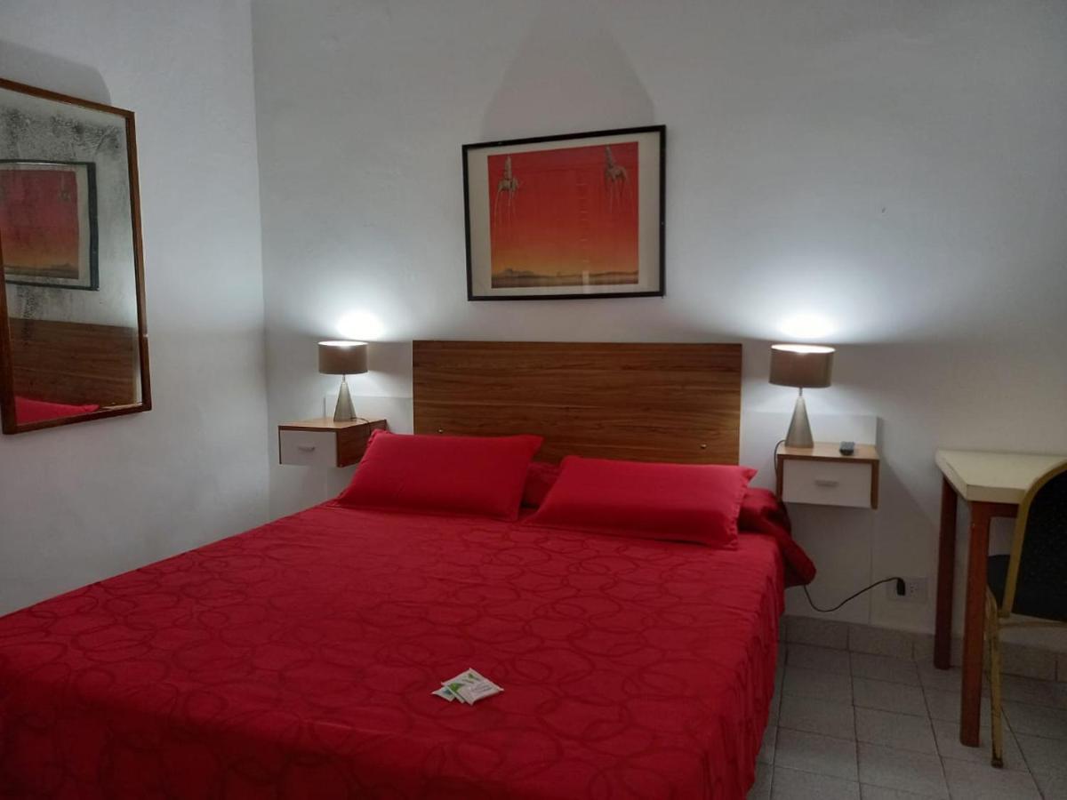 Hotel San Carlos بوينس آيرس المظهر الخارجي الصورة