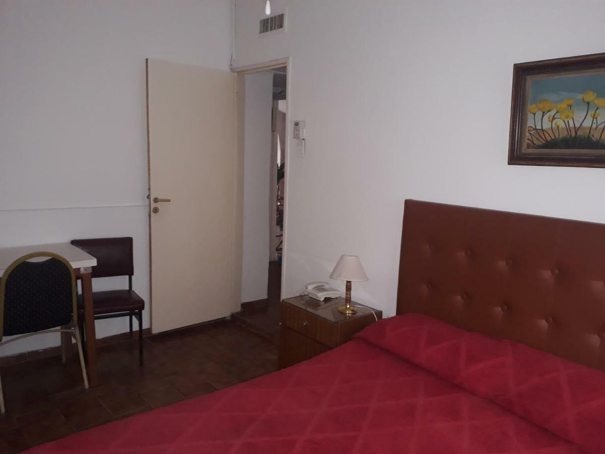Hotel San Carlos بوينس آيرس المظهر الخارجي الصورة