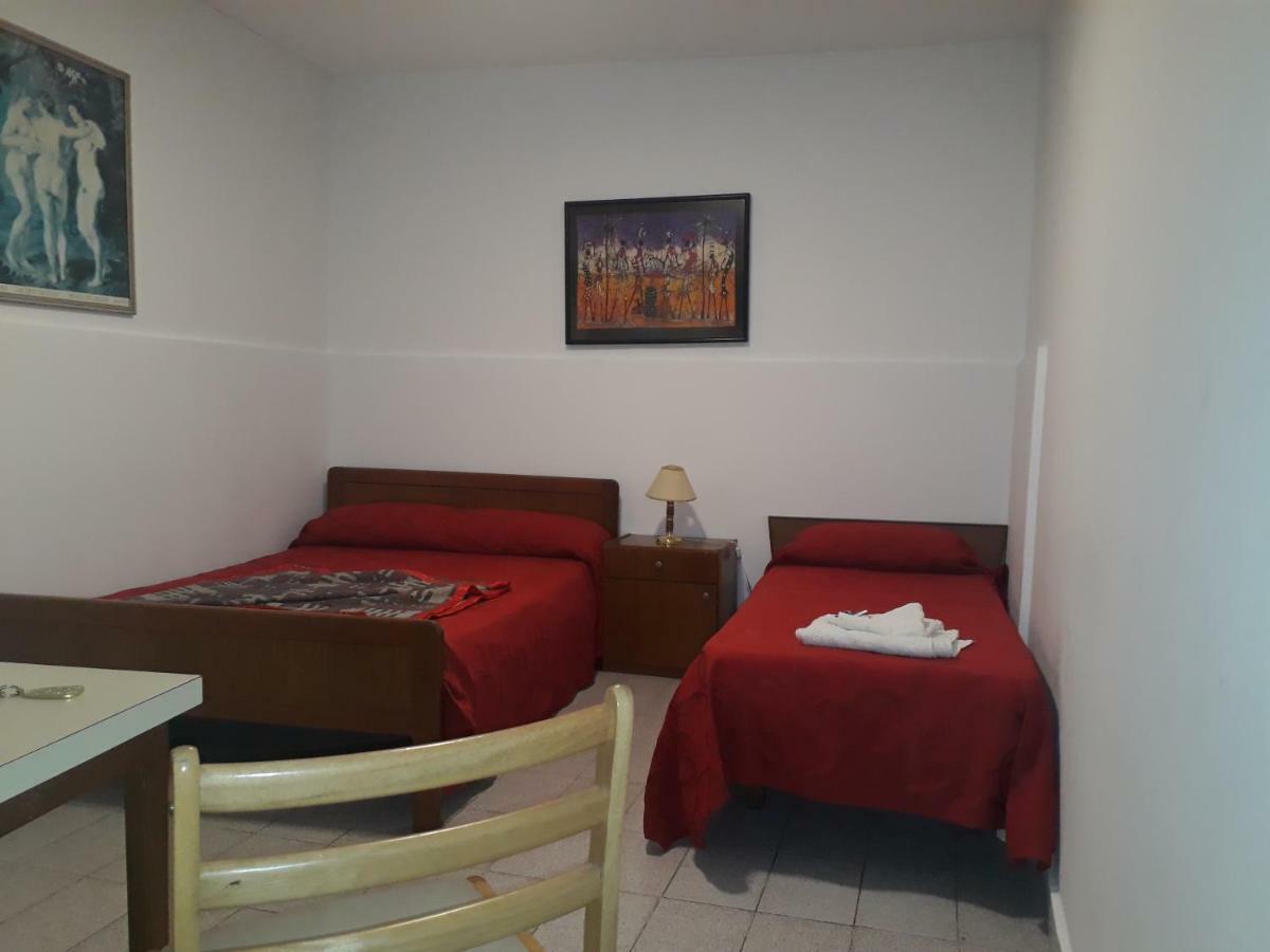 Hotel San Carlos بوينس آيرس المظهر الخارجي الصورة