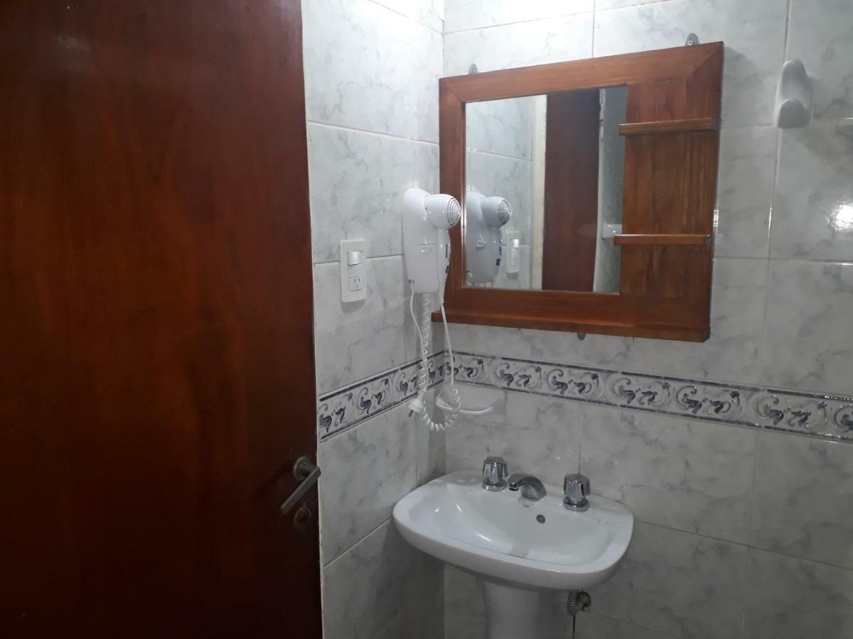 Hotel San Carlos بوينس آيرس المظهر الخارجي الصورة